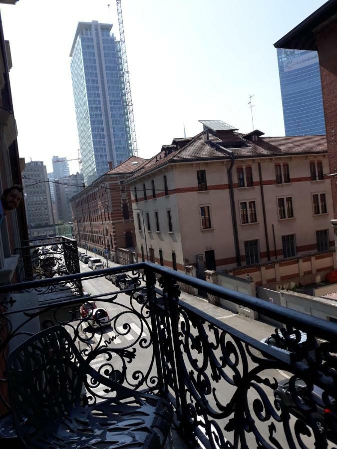 Appartamento Con Vista Μιλάνο Εξωτερικό φωτογραφία
